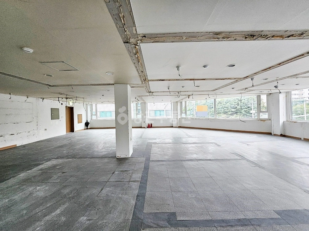충청남도 천안시 서북구 쌍용동 상가 사진 1
