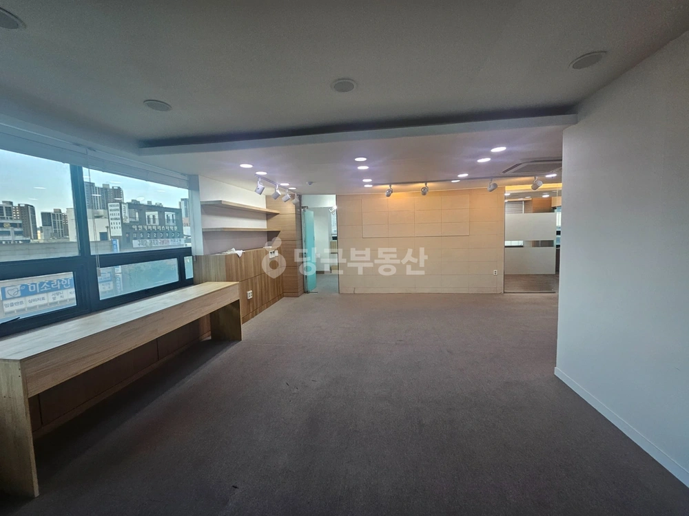 대전광역시 서구 용문동 사무실 사진 1