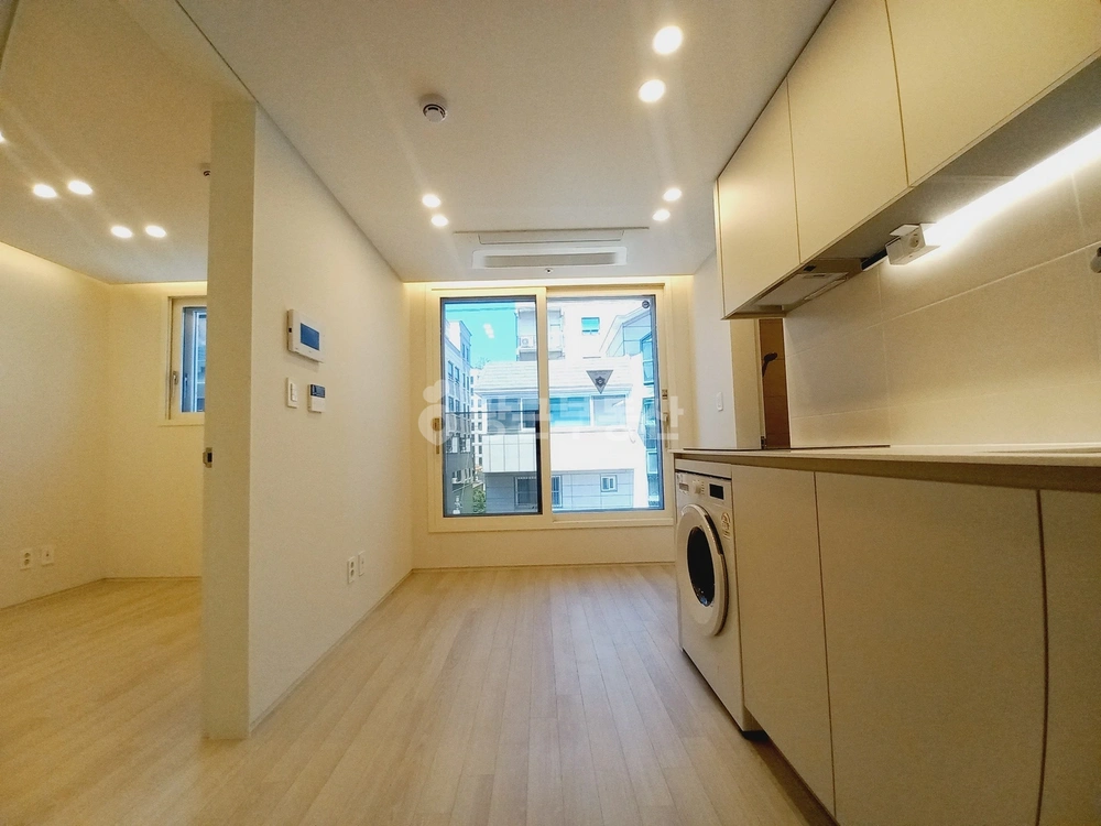 서울특별시 서초구 양재동 원룸 사진 1