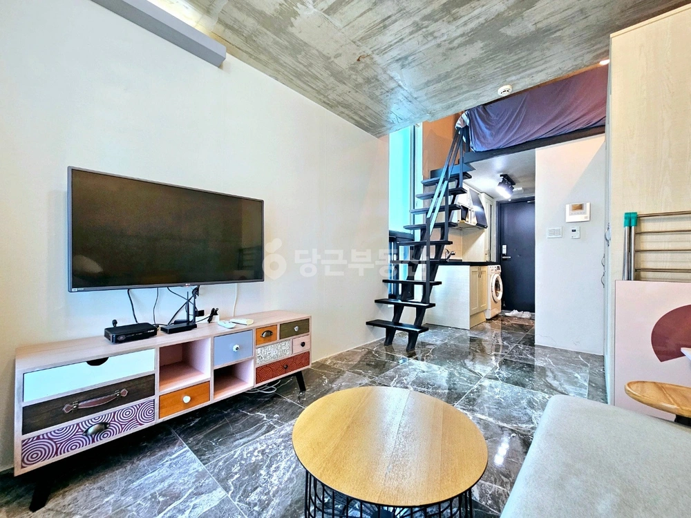 서울특별시 강남구 논현동 원룸 사진 1