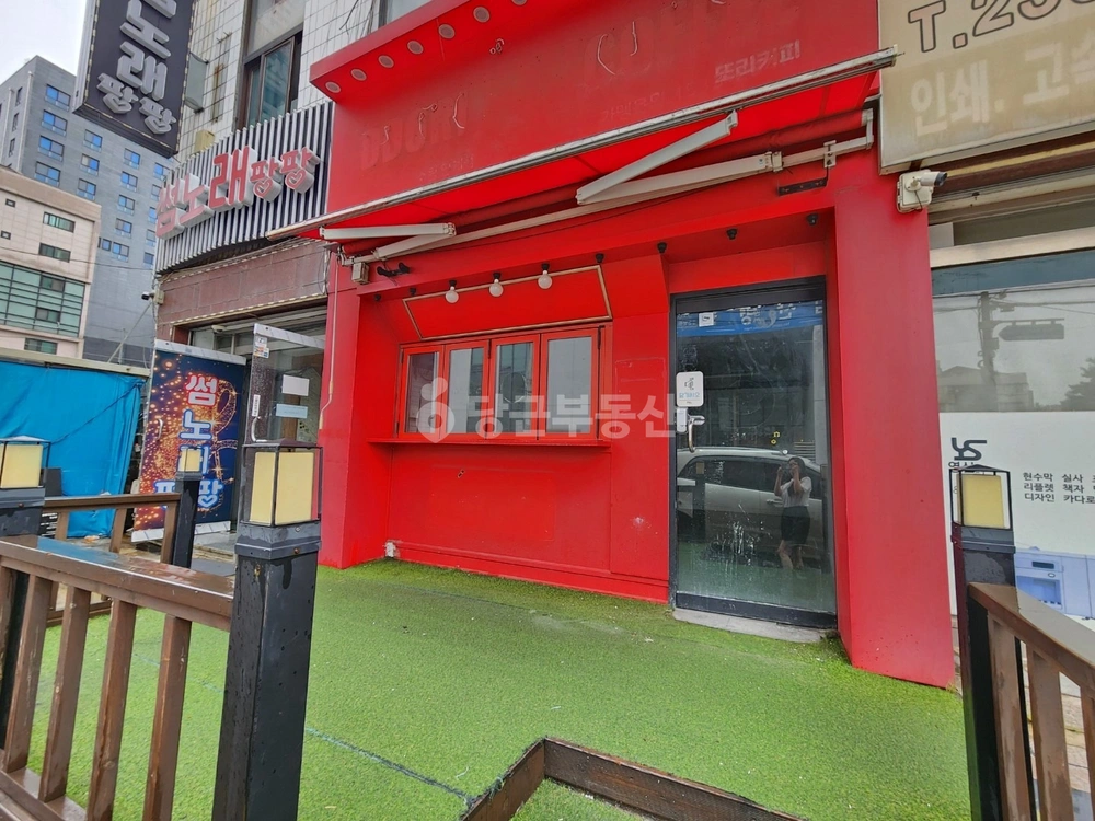 경기도 수원시 팔달구 인계동 상가 사진 1