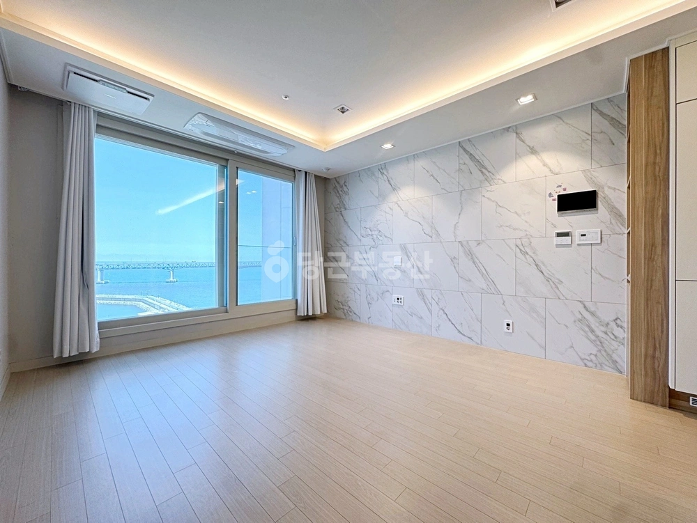 부산광역시 수영구 민락동 오피스텔 사진 1