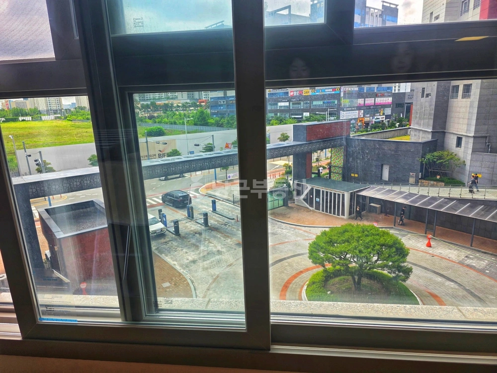 부산광역시 강서구 명지동 아파트 사진 1