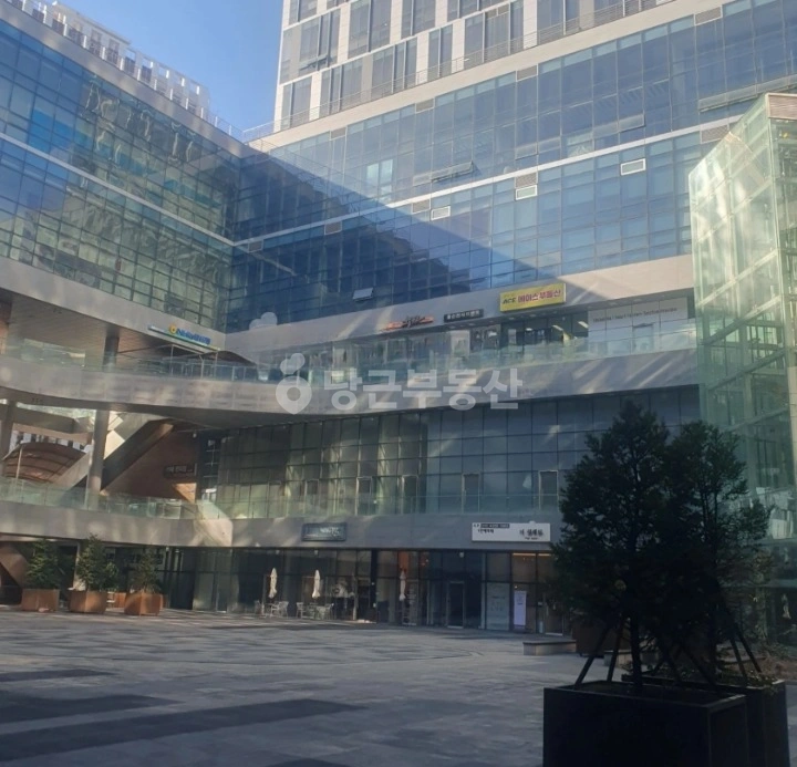 충청남도 천안시 서북구 백석동 상가 사진 1