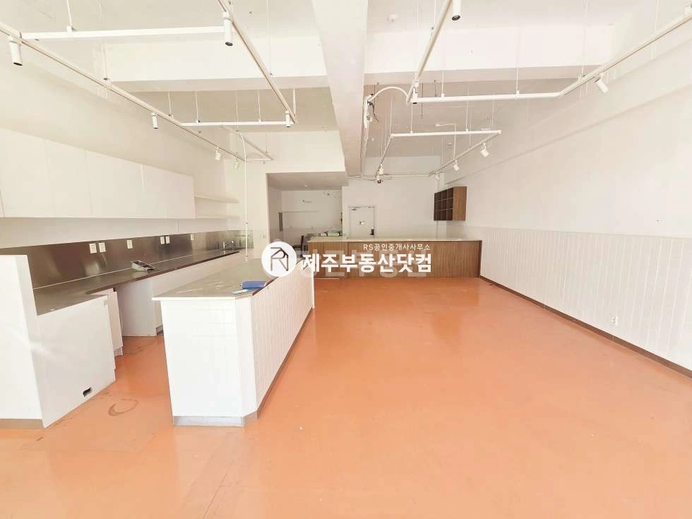 제주특별자치도 제주시 이도2동 상가 사진 1