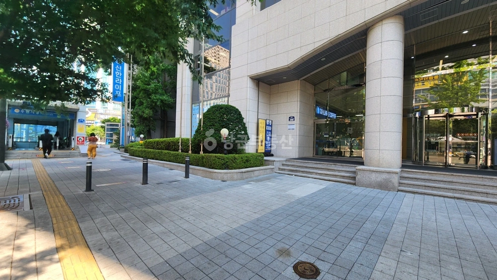 경기도 수원시 권선구 권선동 상가 사진 1