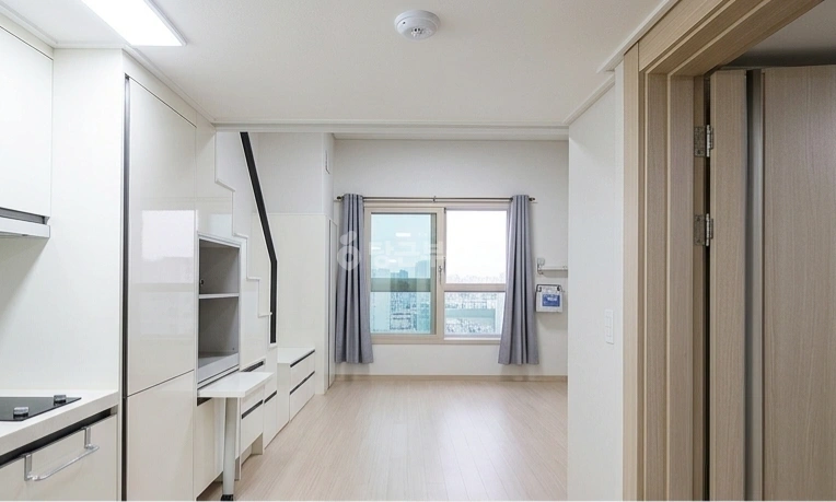 경기도 수원시 팔달구 인계동 아파트 사진 1