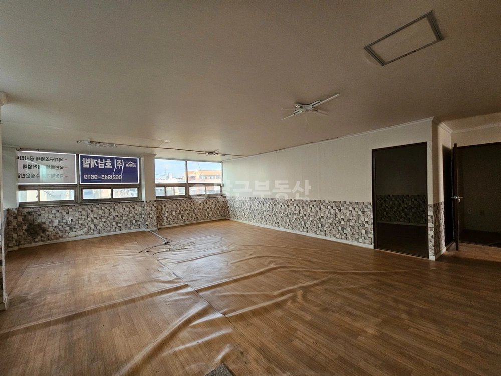 전남광주통합특별시 광산구 송정동 상가 사진 1