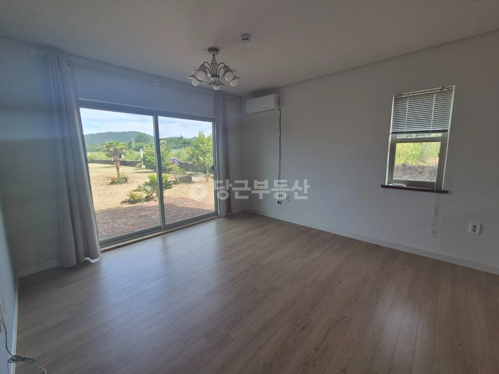 제주특별자치도 제주시 조천읍 단독/전원주택 사진 1