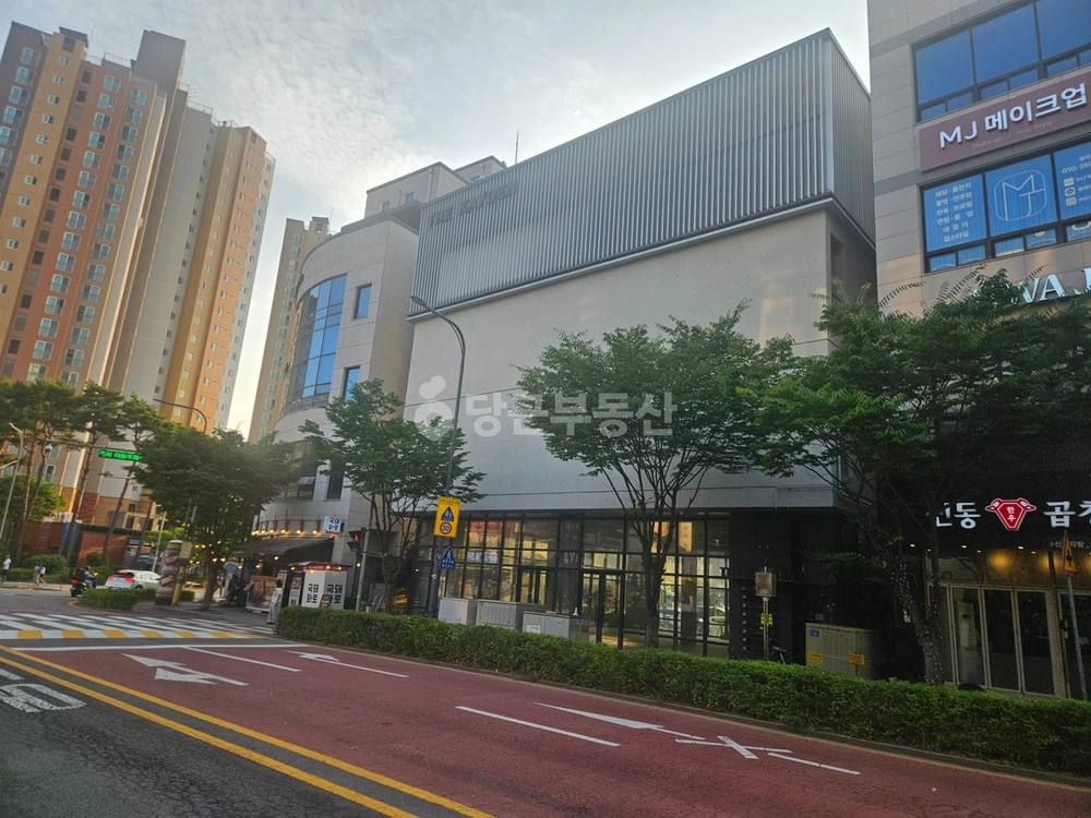 경기도 수원시 영통구 신동 상가 사진 1
