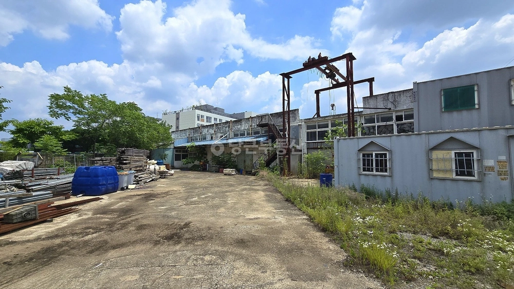 충청북도 청주시 흥덕구 신봉동 공장/창고 사진 1