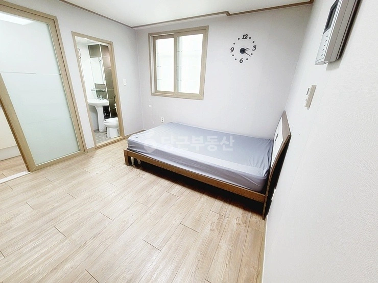 부산광역시 동래구 온천동 원룸 사진 1