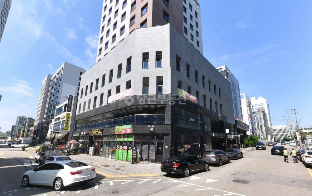 경기도 수원시 팔달구 인계동 상가 사진 1