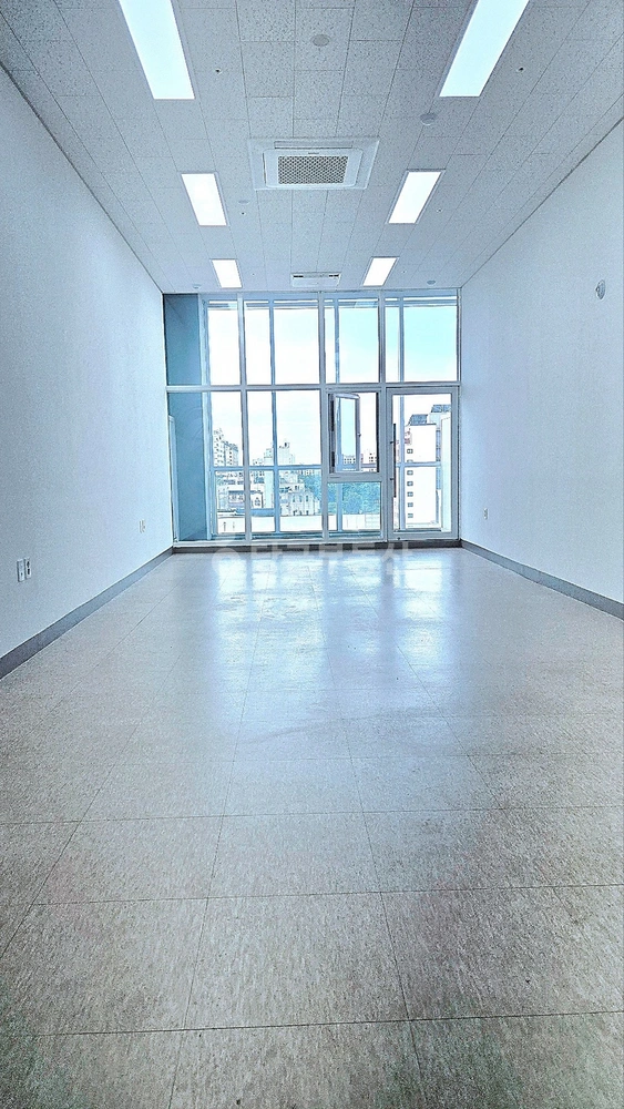 경기도 수원시 팔달구 인계동 사무실 사진 1