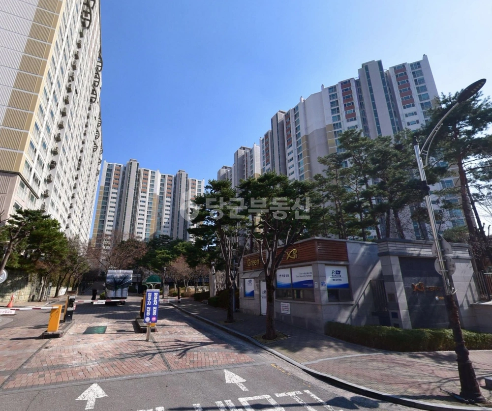 전남광주통합특별시 북구 양산동 아파트 사진 1