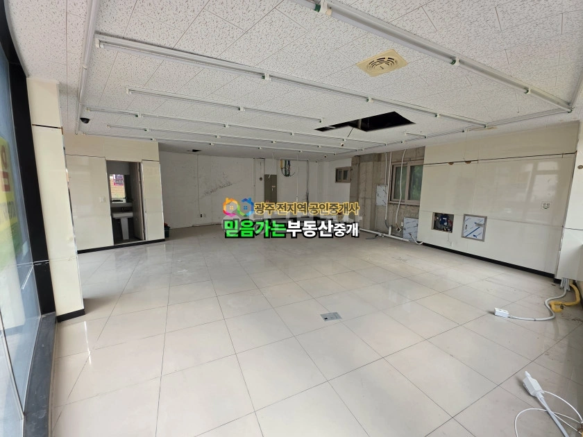전남광주통합특별시 북구 용봉동 상가 사진 1