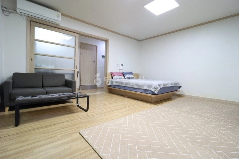 서울특별시 강남구 역삼동 원룸 사진 1
