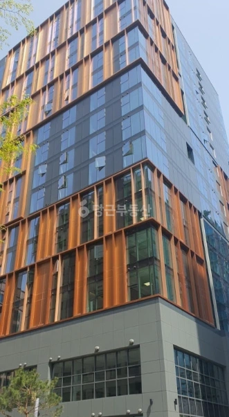 서울특별시 영등포구 여의도동 오피스텔 사진 1