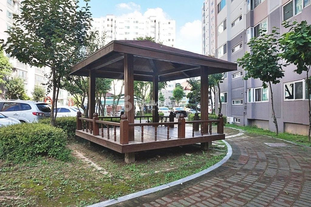 경기도 수원시 권선구 곡반정동 아파트 사진 1