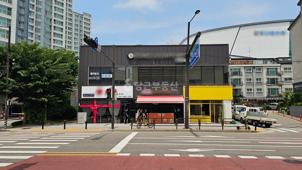 경기도 고양시 일산서구 덕이동 건물 사진 1