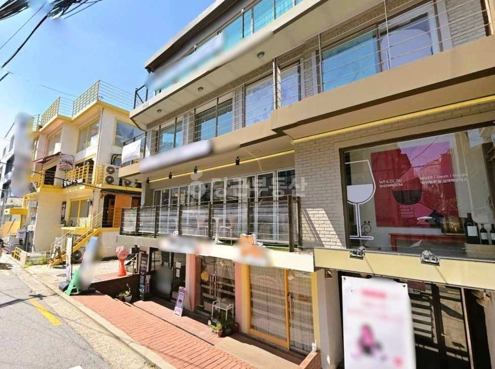 서울특별시 마포구 서교동 상가 사진 1