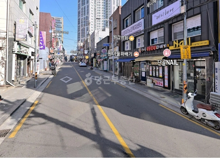 부산광역시 동구 초량동 상가 사진 1