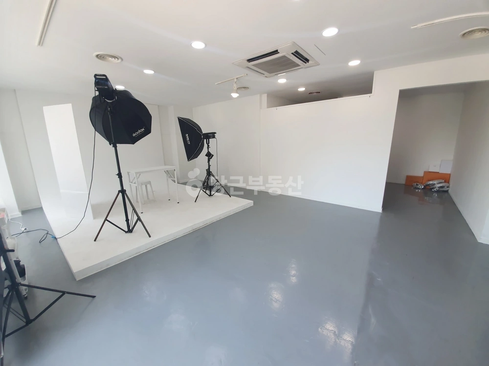 대구광역시 달서구 용산동 상가 사진 1