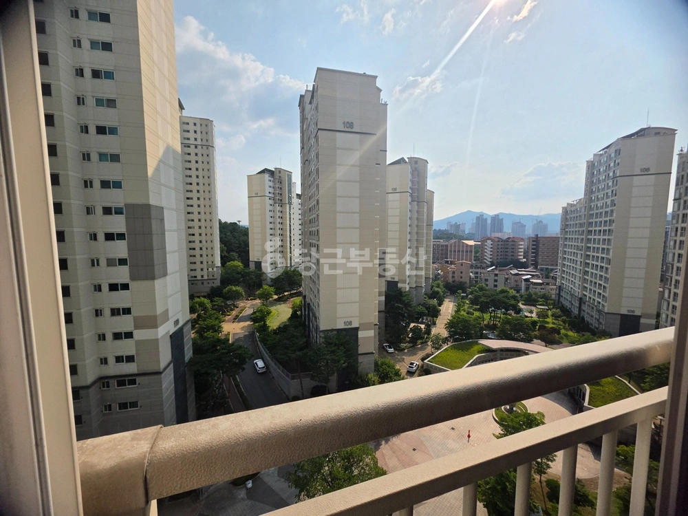 대전광역시 서구 도안동 아파트 사진 1