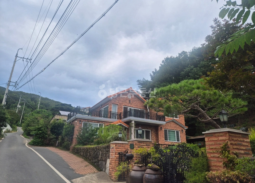 경상남도 창원시 진해구 북부동 단독/전원주택 사진 1