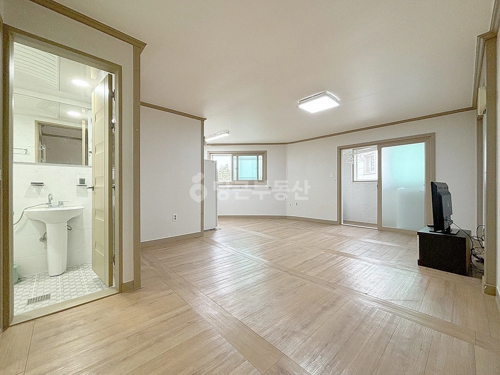 전남광주통합특별시 남구 백운동 원룸 사진 1