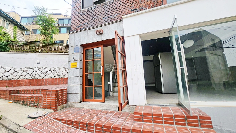 서울특별시 마포구 노고산동 상가 사진 1