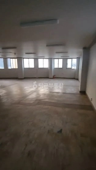 부산광역시 동래구 수안동 상가 사진 1