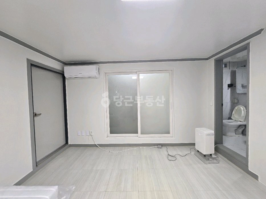 대전광역시 서구 월평동 원룸 사진 1