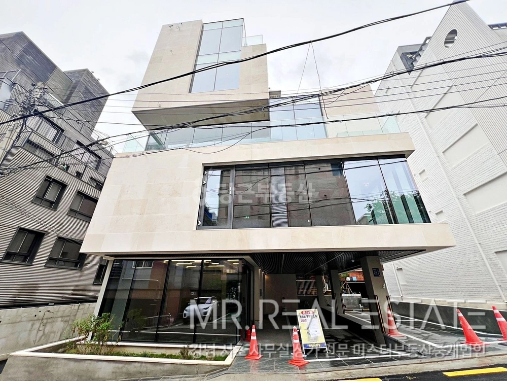 서울특별시 강남구 역삼동 사무실 사진 1