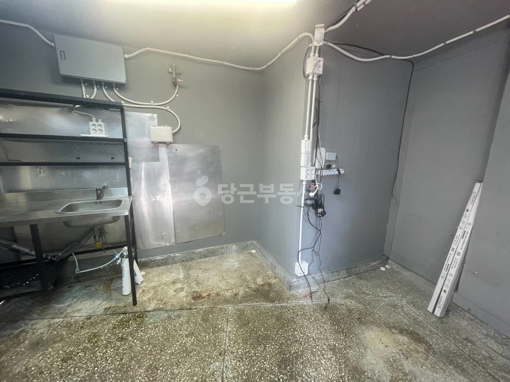 부산광역시 남구 문현동 상가 사진 1