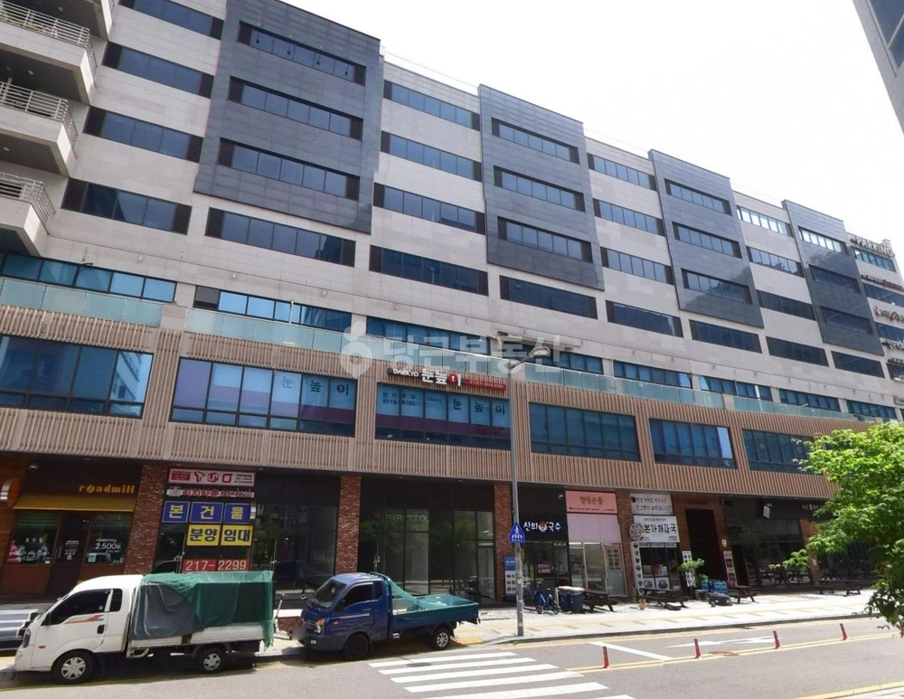 경기도 수원시 영통구 이의동 상가 사진 1