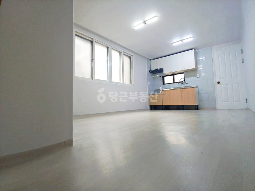 서울특별시 서대문구 남가좌동 원룸 사진 1