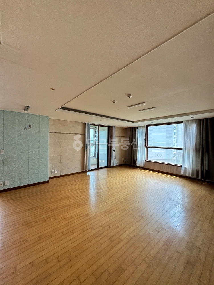 인천광역시 영종구 운남동 아파트 사진 1