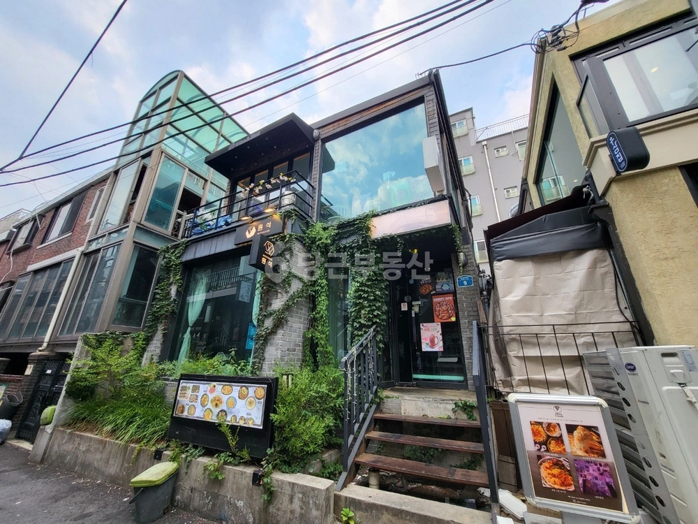 서울특별시 마포구 연남동 상가 사진 1