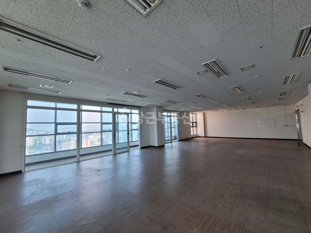 경기도 군포시 당정동 사무실 사진 1