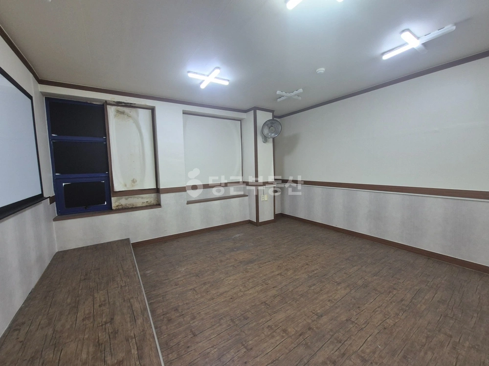 대구광역시 달서구 용산동 상가 사진 1