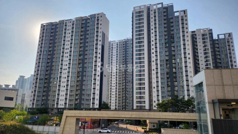인천광역시 미추홀구 용현동 아파트 사진 1