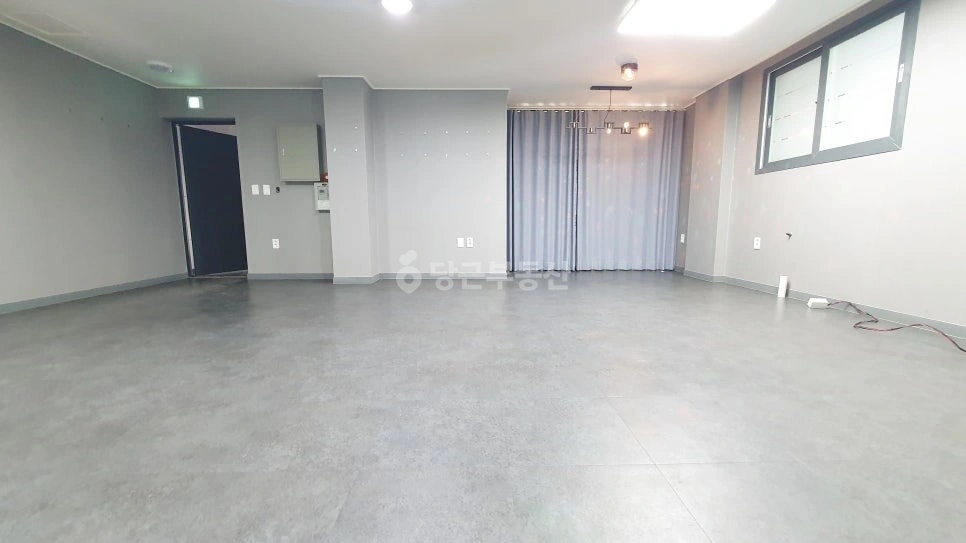 대구광역시 수성구 두산동 상가 사진 1