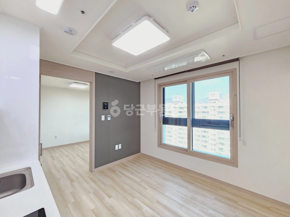 부산광역시 연제구 거제동 오피스텔 사진 1