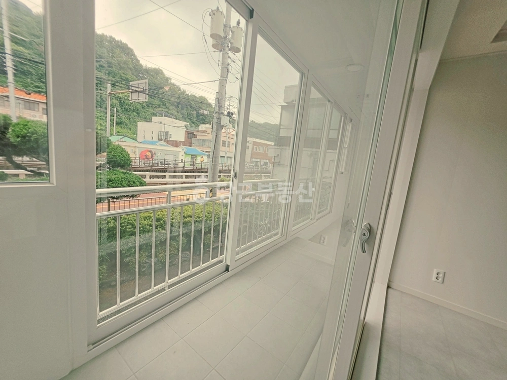 경상남도 창원시 마산회원구 양덕동 아파트 사진 1