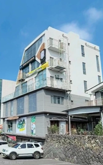 제주특별자치도 제주시 조천읍 건물 사진 1