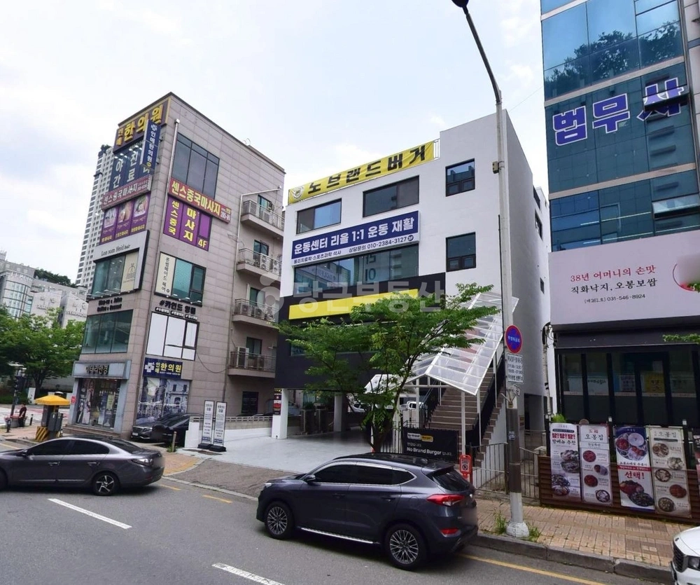 경기도 수원시 영통구 영통동 상가 사진 1