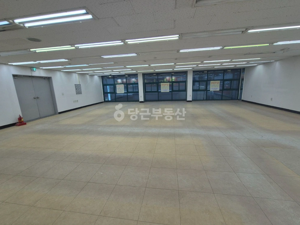 충청남도 천안시 서북구 쌍용동 상가 사진 1