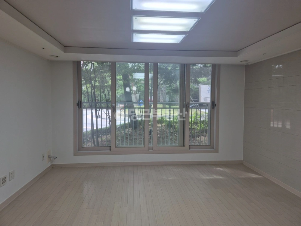 전북특별자치도 군산시 미장동 아파트 사진 1