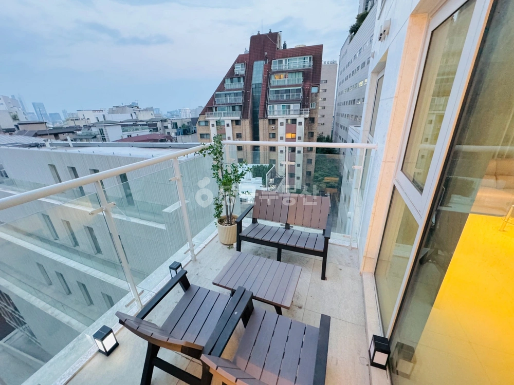 서울특별시 강남구 논현동 오피스텔 사진 1